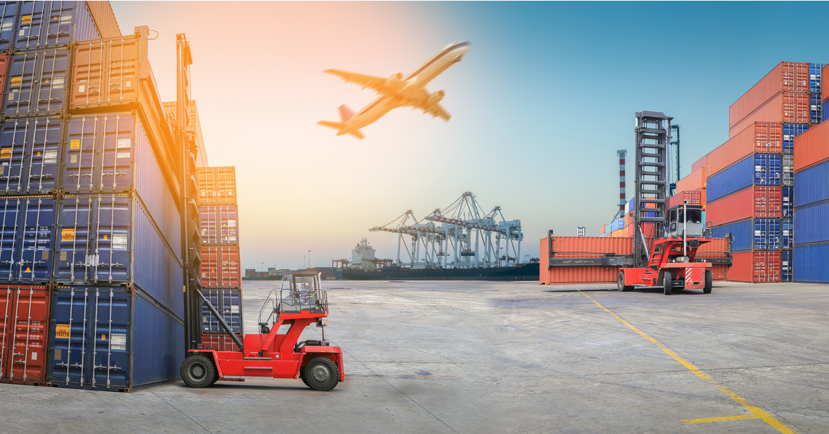 Advantages of Freight Forwarder and Self Logistics