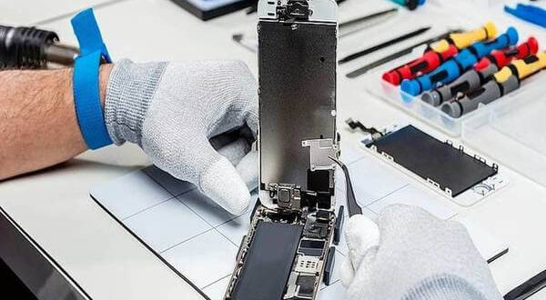 Common Problems and Tips for Choosing Cell Phone Repair Services in 2021