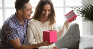 6 gifts that are going to make your wife convinced to accept your apology