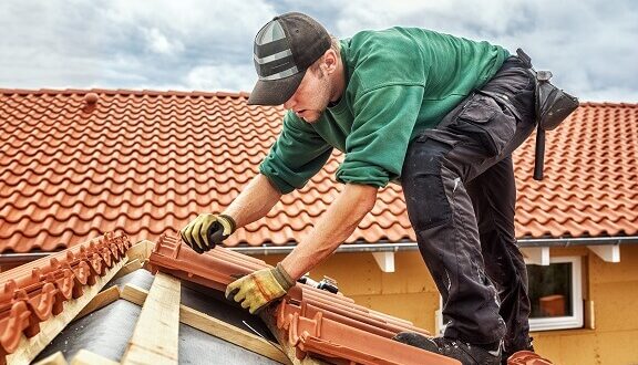 The difference between a roofing company and an independent roofer