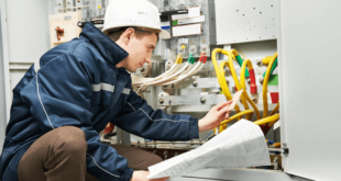 Professional Electricians: Five pointers to check out while hiring