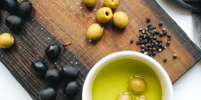 10 Amazing Benefits of Olive Oil for Your Health, Skin, & Hair
