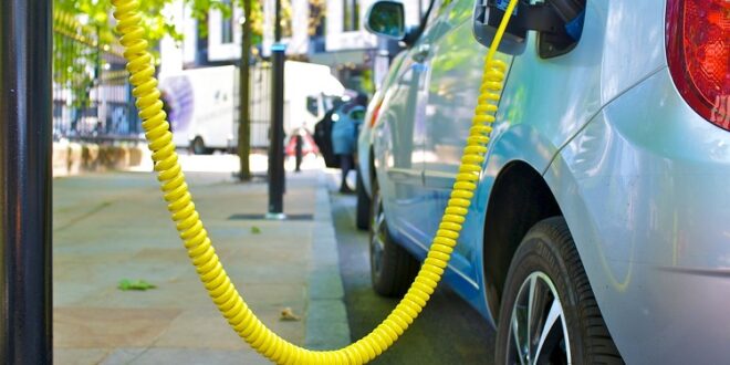Down Electric Vehicle Charging Myths