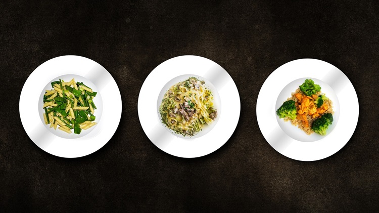 Full Kitchen, Full Savings: How Cooking in Your Suite Can Cut Trip Costs by 40%