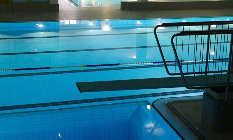 Signs That Your Indoor Pool Requires Commercial Heating and Cooling Repair